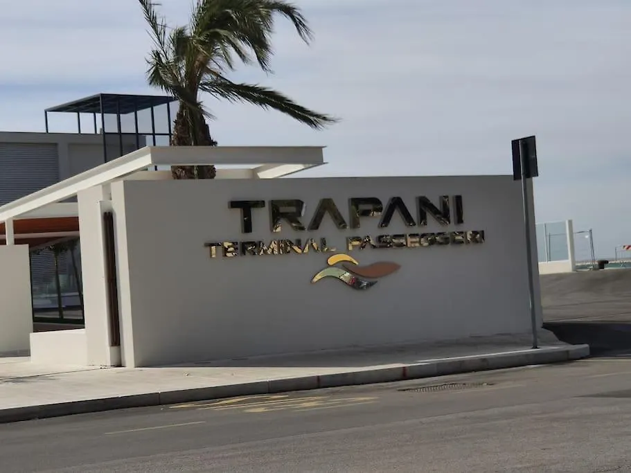 Appartement Centro Storico-Imbarcadero Per Le Isole***** à Trapani Italie