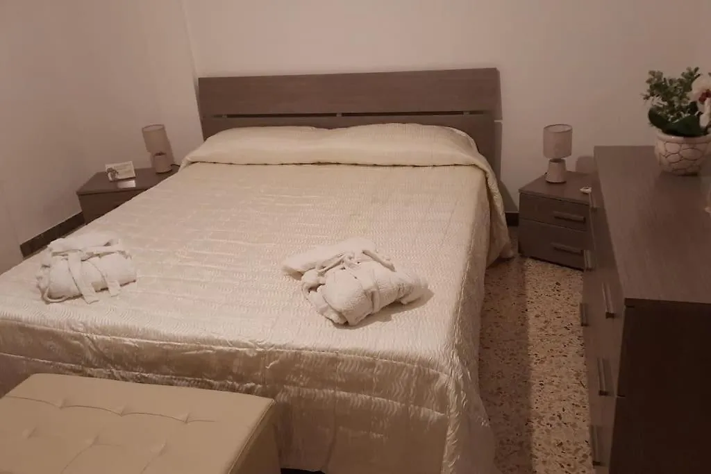 Apartmán Centro Storico-Imbarcadero Per Le Isole***** Trapani Itálie